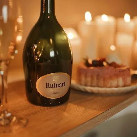 شقة Bliss Insolite Jacuzzi Privee 5 Min Centre مُلووز