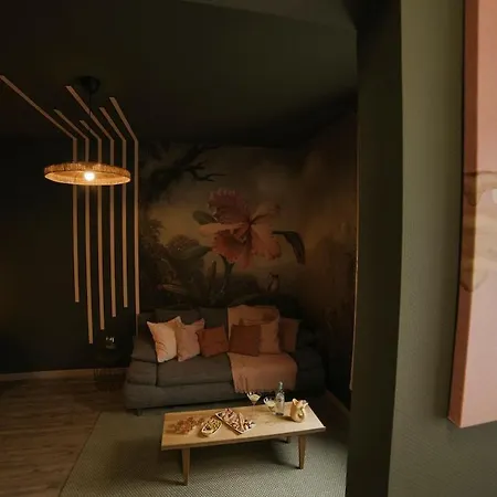 Bliss Insolite Jacuzzi Privee 5 Min Centre Miluza