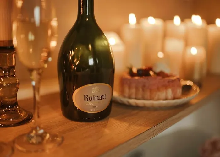 شقة Bliss Insolite Jacuzzi Privee 5 Min Centre مُلووز